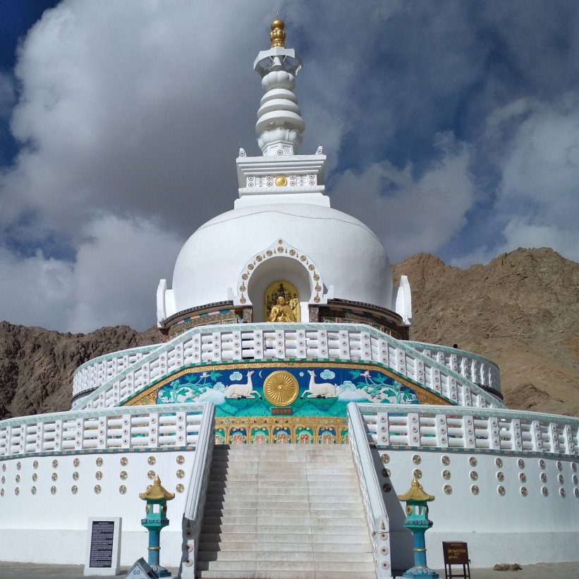 Shanti Stupa, Leh